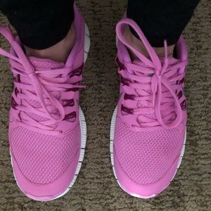 Women’s Hot Pink Nike Free 5.0 Shoes